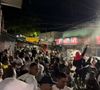 Vivi Noronha filma admiradores e familiares de Poze celebrando liberdade do funkeiro